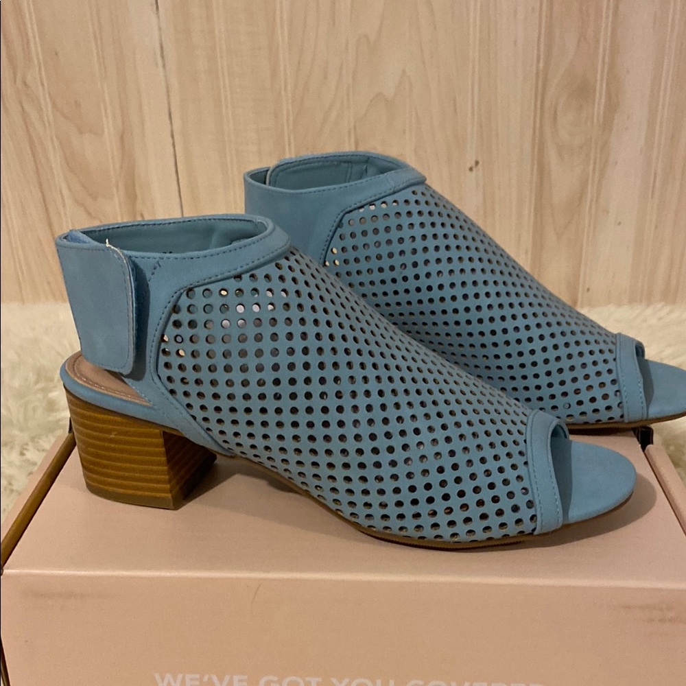 NEW Blue Open-Toe Women's Shoes